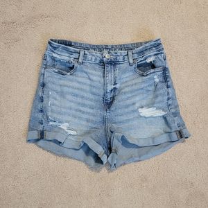 American Eagle curvy mom shorts